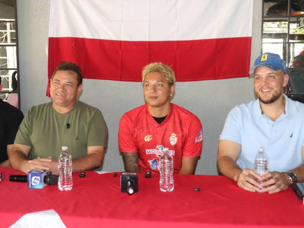 Tiktoker que estuvo preso en Estados Unidos es nuevo fichaje de histórico equipo en Honduras