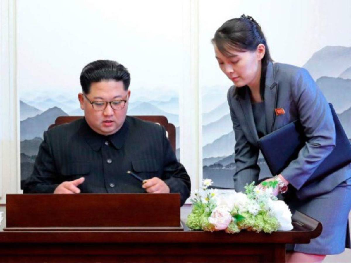 Hermana de Kim Jong Un amenaza a Corea del Sur por brote de covid-19