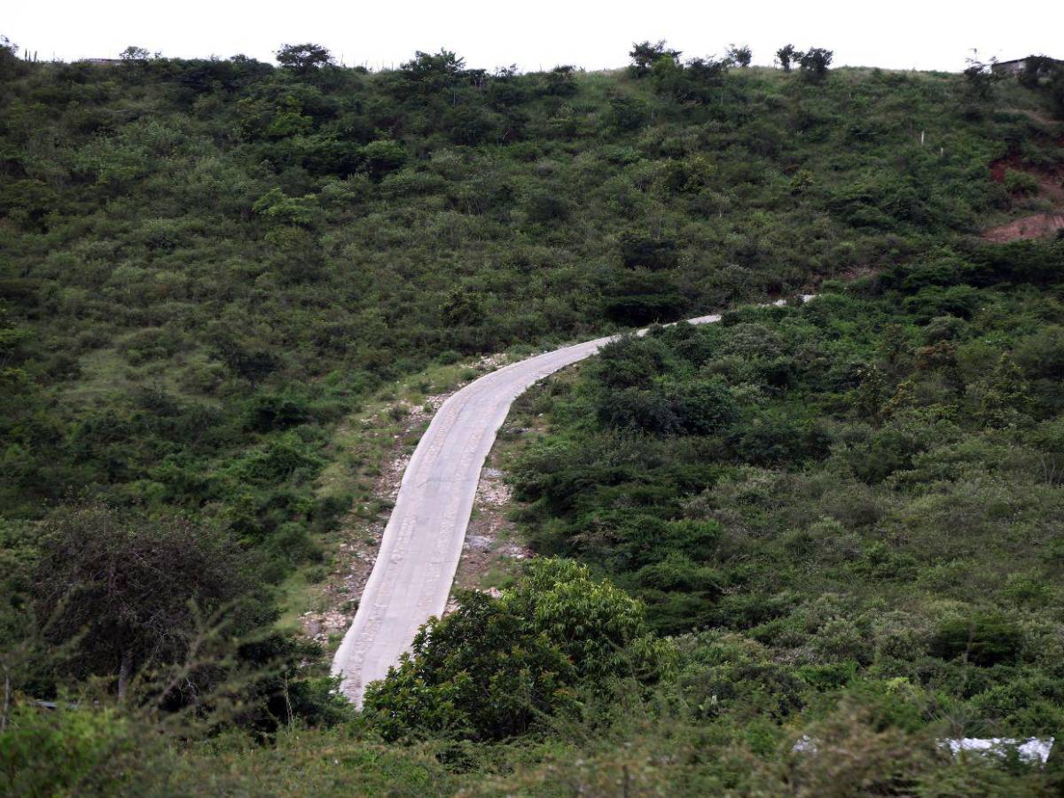 Así se encuentra hoy la carretera donde se prometió el libramiento al sur