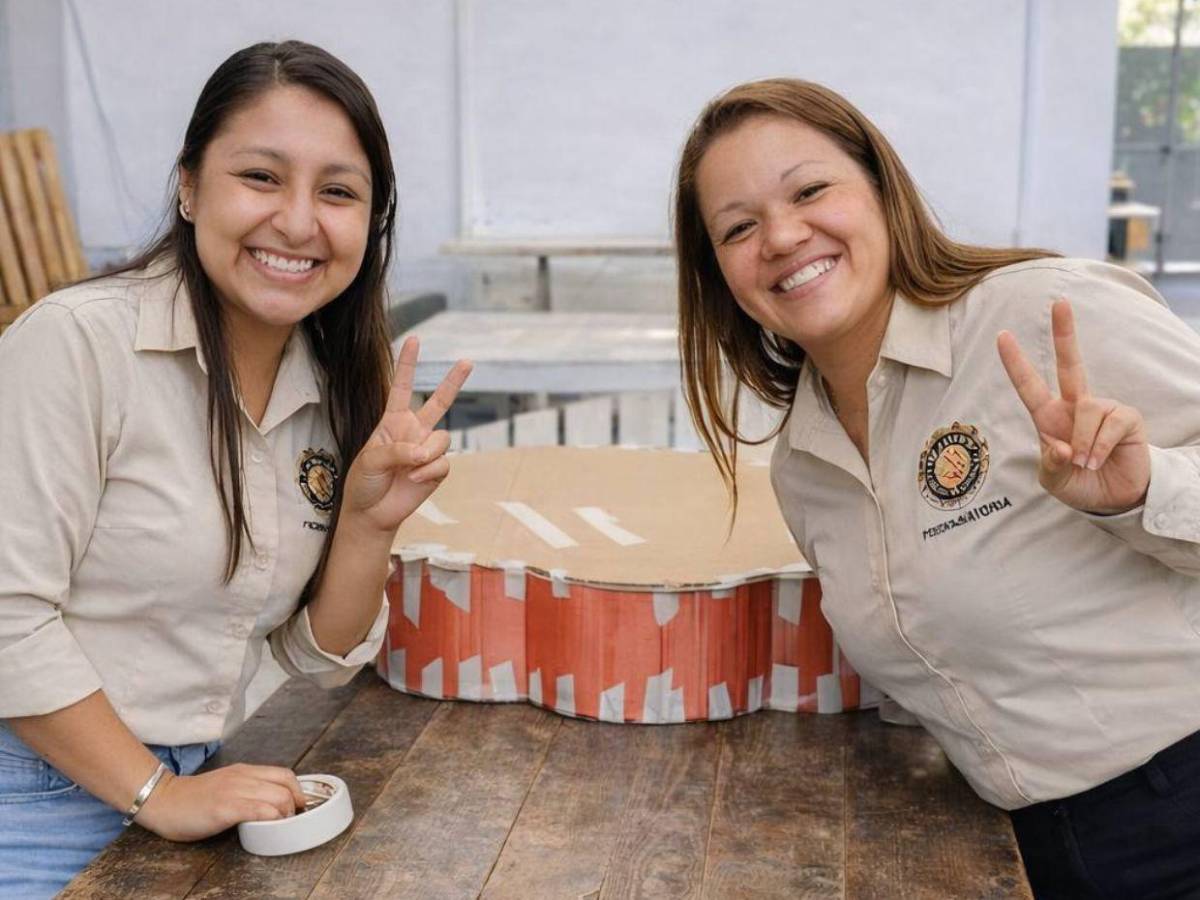 Osmer, estudiante de 15 años que mató a dos maestras con rifle de asalto en Michoacán