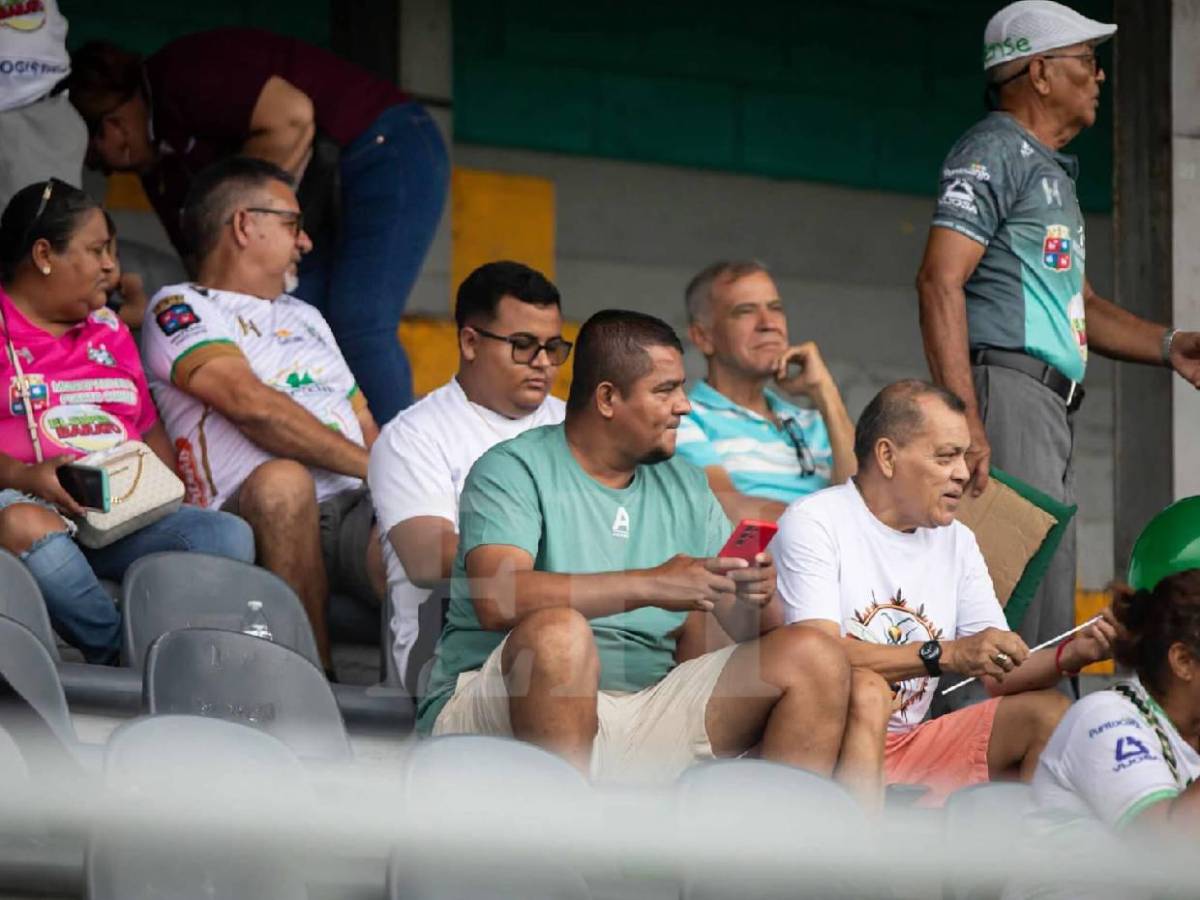 El Morazán se vistió de gala: Así se vive el ambientazo en regreso de Platense a Liga Nacional