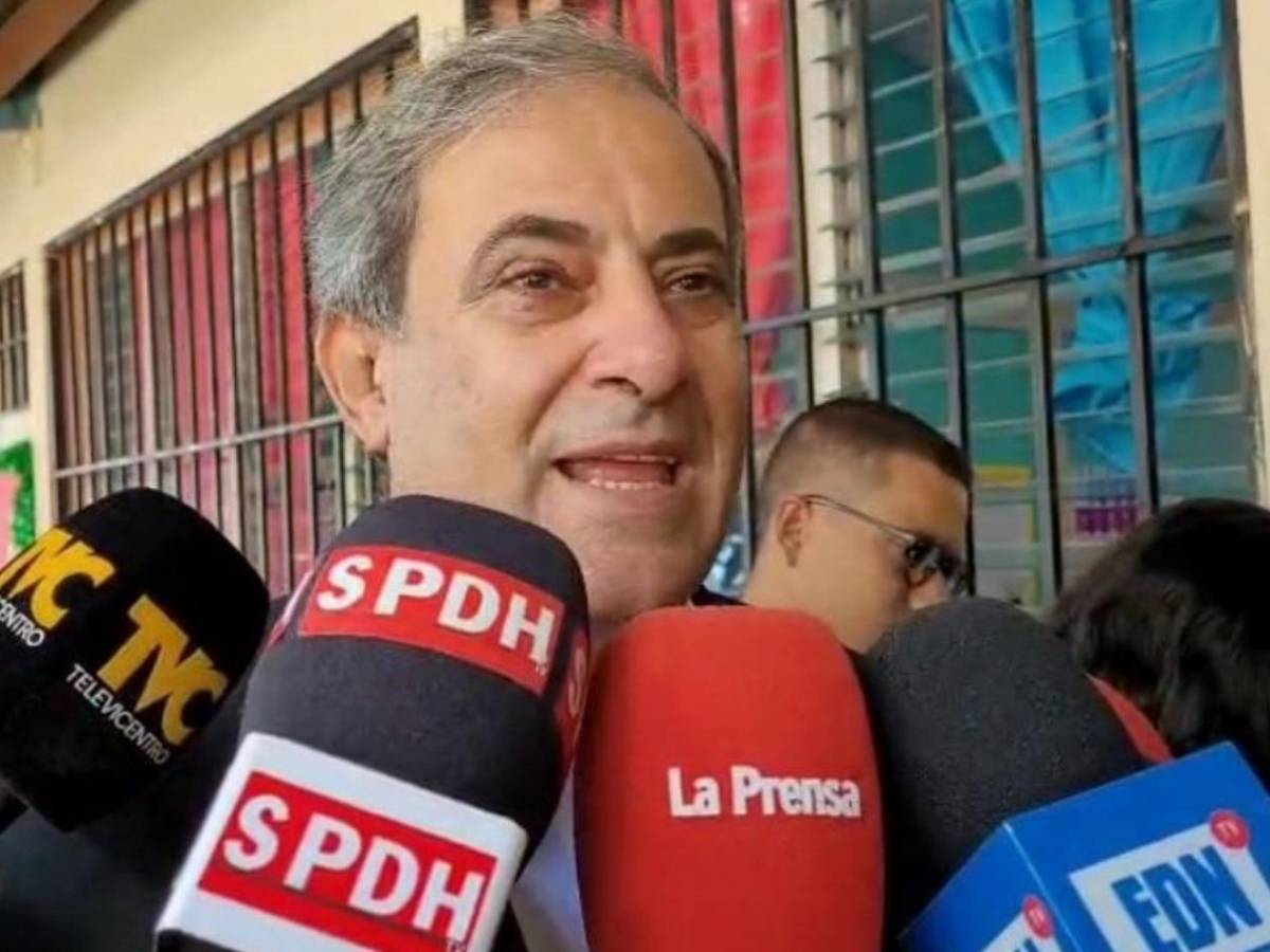 Personalidades hondureñas acuden a las urnas en histórica jornada