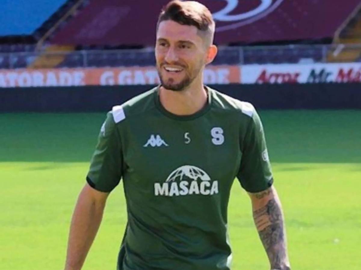 Esteban Espíndola, anunció su retiro a temprana edad y su vida ha dado un enorme giro