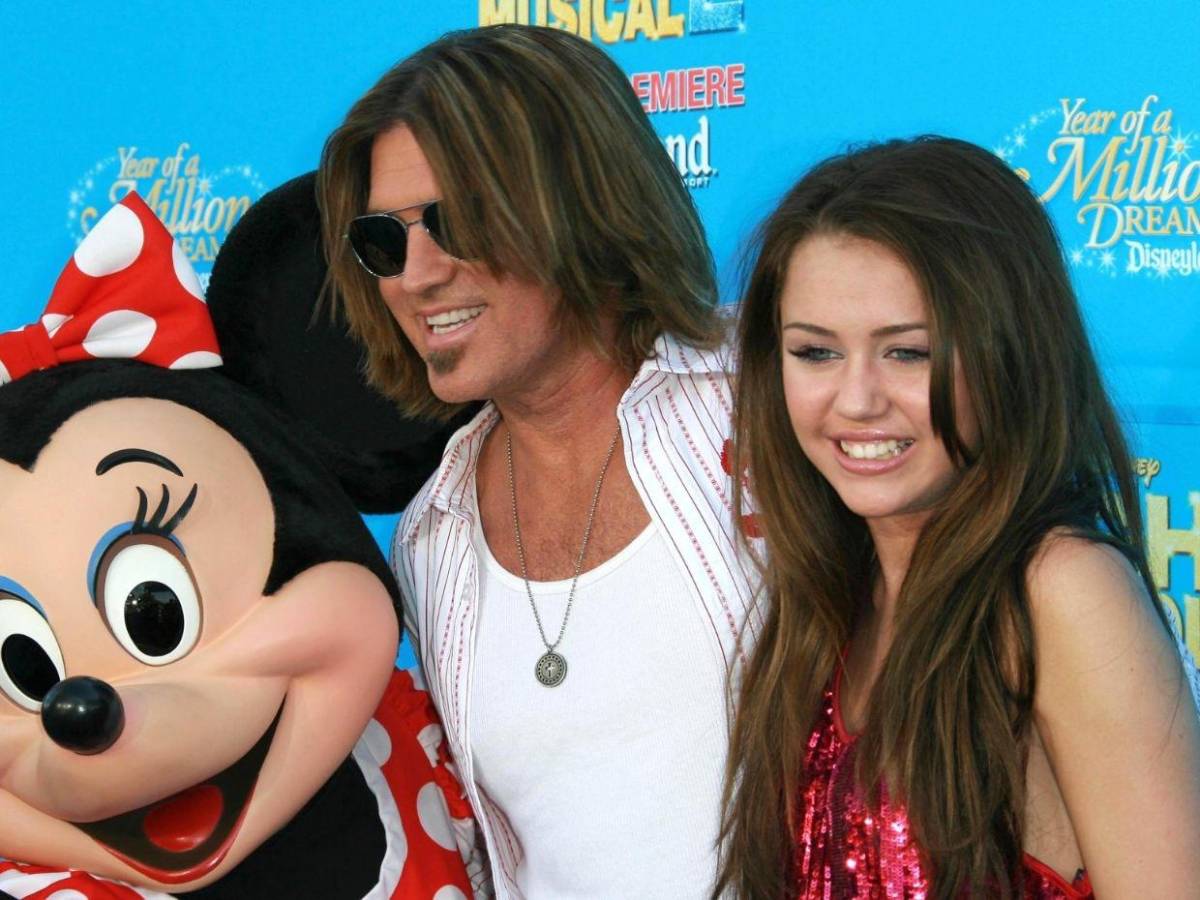 Billy Ray Cyrus gana demanda contra mujer que alegó ser la mamá biológica de Miley Cyrus