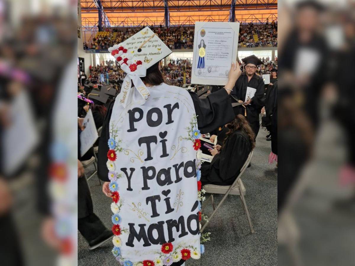 ¡Un sueño cumplido! Más de 1,500 graduados recibieron con orgullo su título en la UNAH