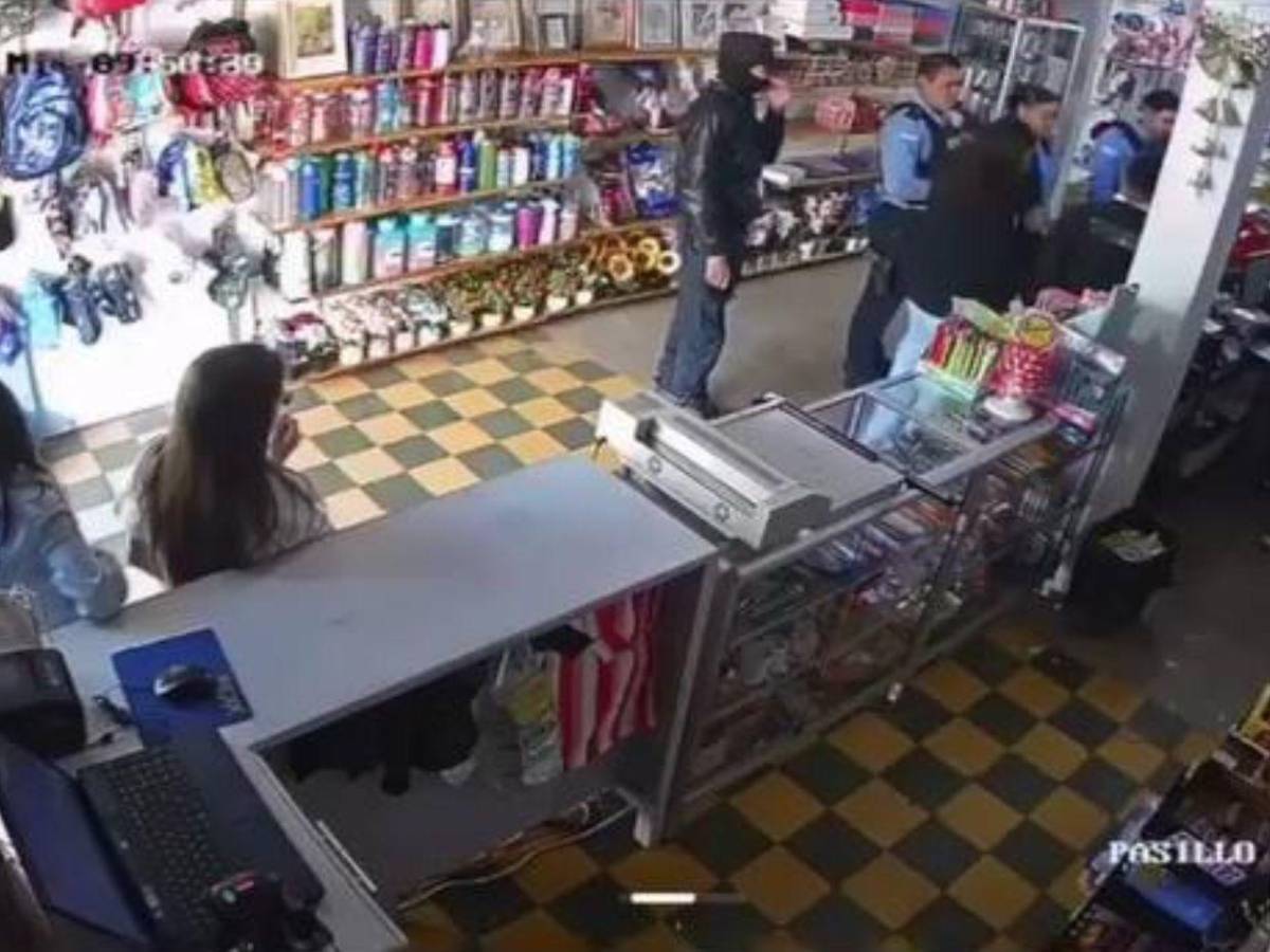 Cámaras captan los últimos minutos con vida de policías fallecidos en Lempira