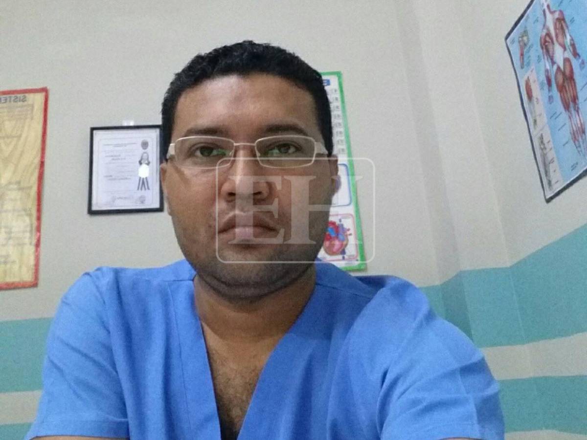 Ella salió corriendo a una iglesia: Alexis Méndez, médico acusado de intentar abusar de una enfermera