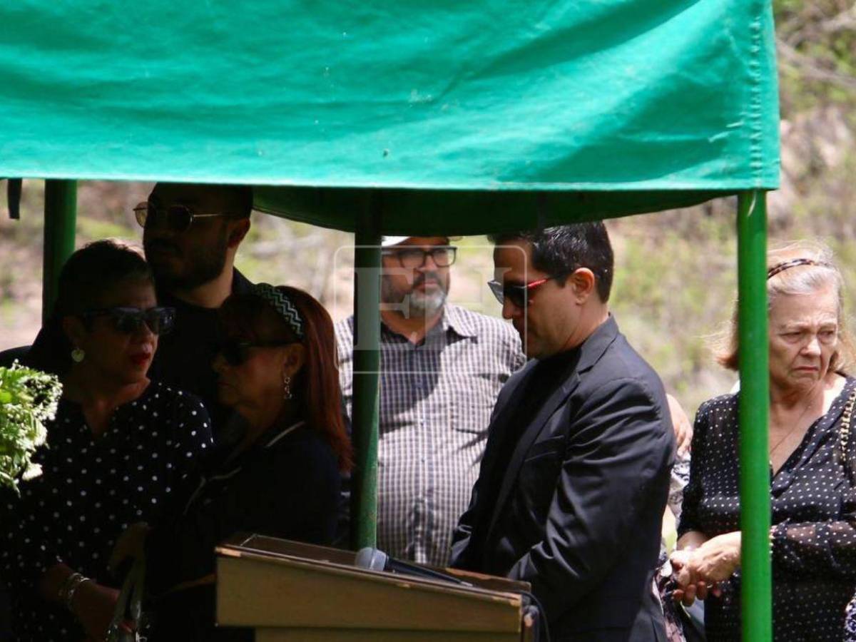 Con el corazón roto, Juan Fernando Lobo da el último adiós a la chef Sandra Díaz del Valle