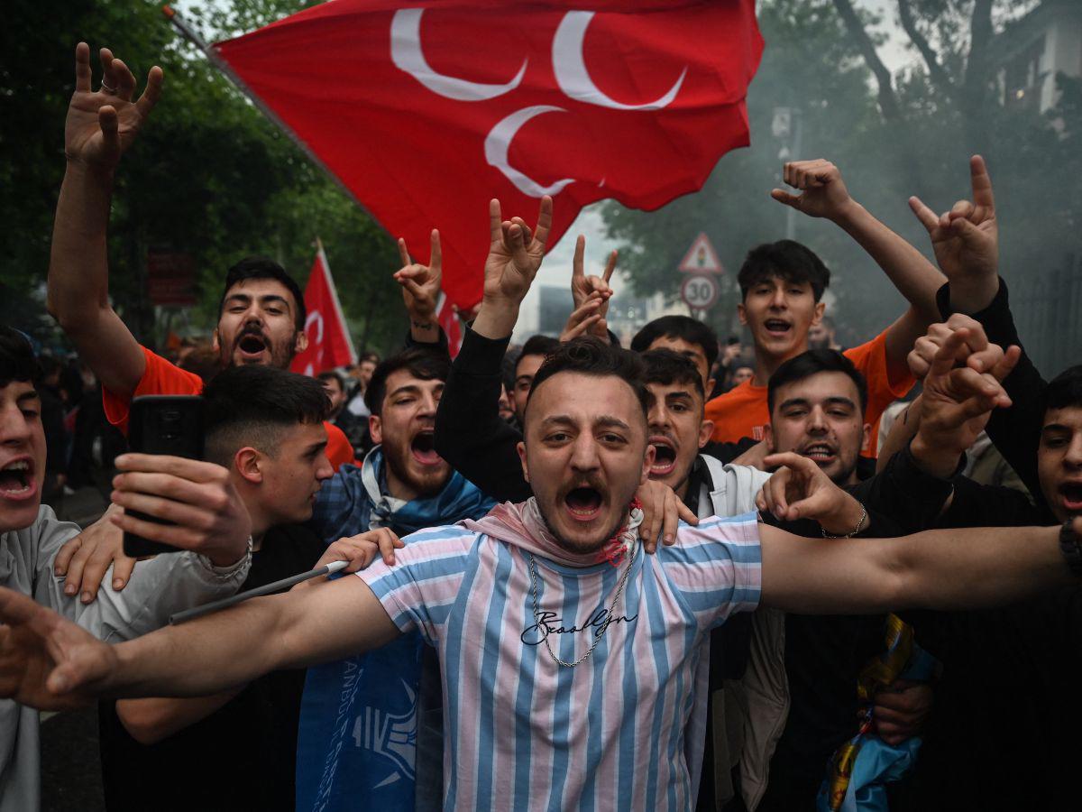 Erdogan reivindica victoria en la segunda vuelta de presidenciales en Turquía