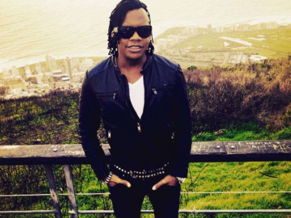 ¿Quién es Michael Tait, el cantante cristiano que admitió doble vida y abusos sexuales?