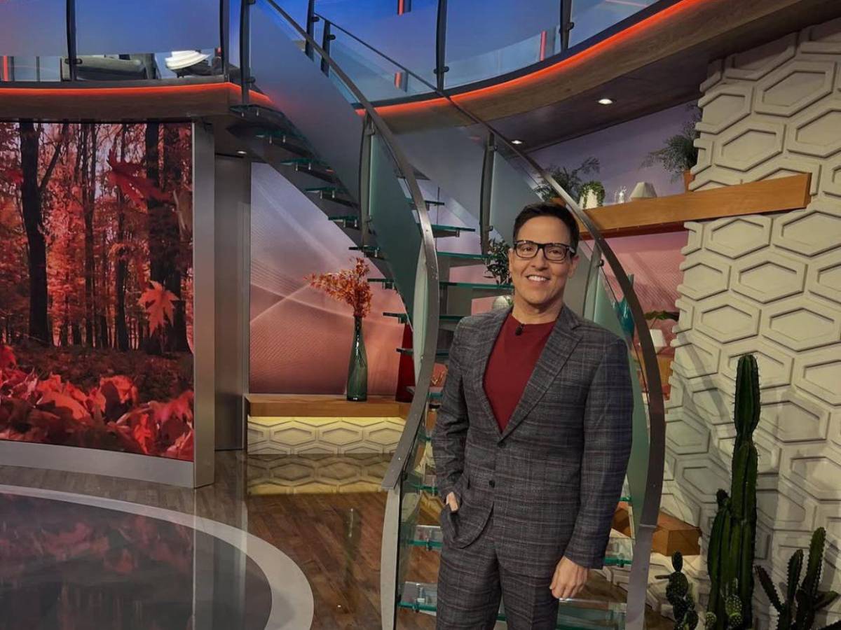 Raúl González de Despierta América revela su orientación sexual tras la muerte de su padre