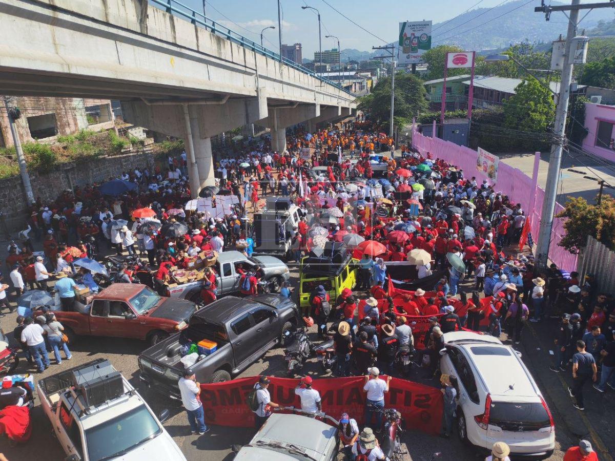 Amplio despliegue: 2,000 agentes policiales resguardan la marcha del Día del Trabajador