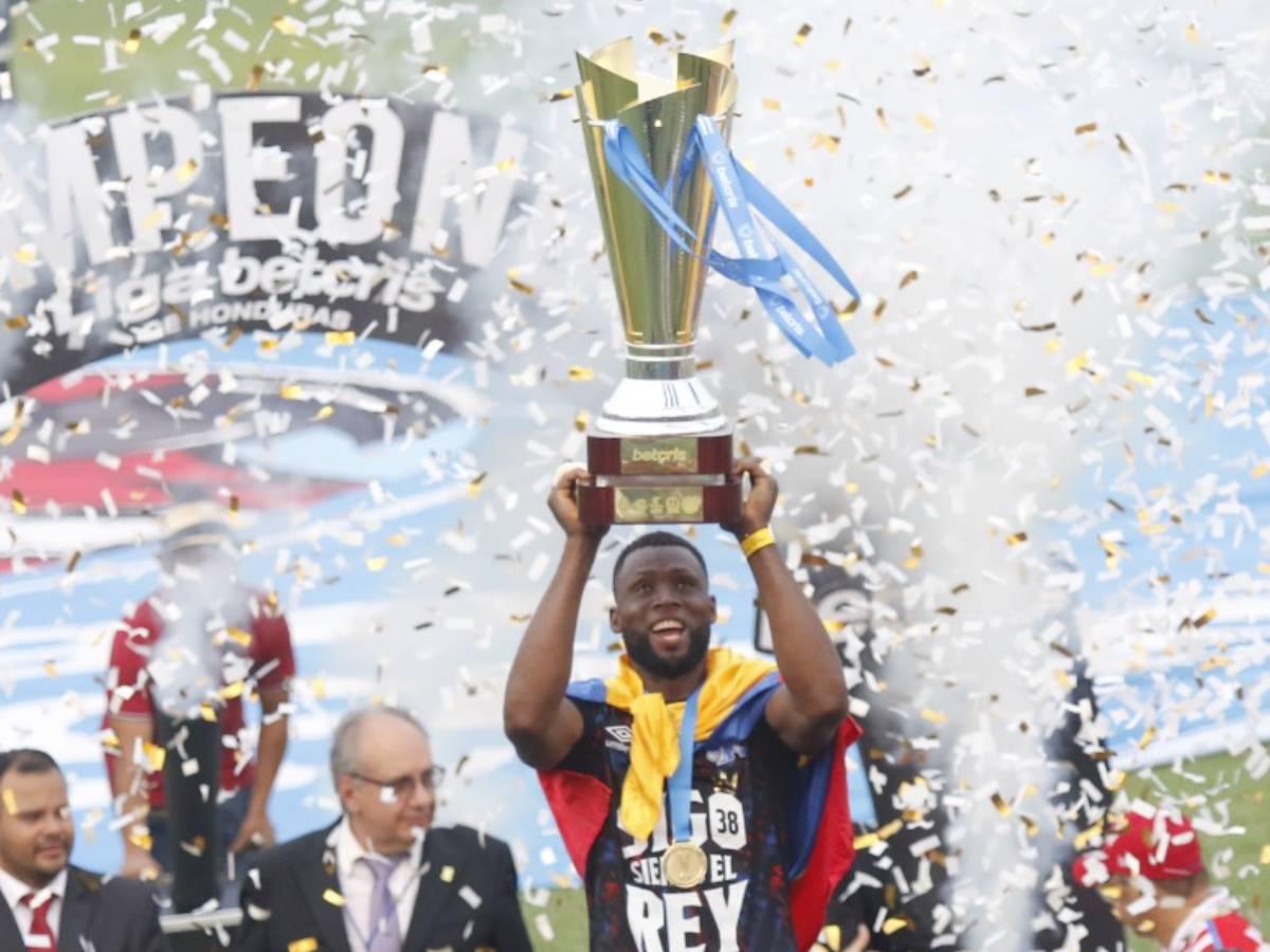 Arboleda le responde a los críticos del Olimpia y habla de la nacionalidad hondureña