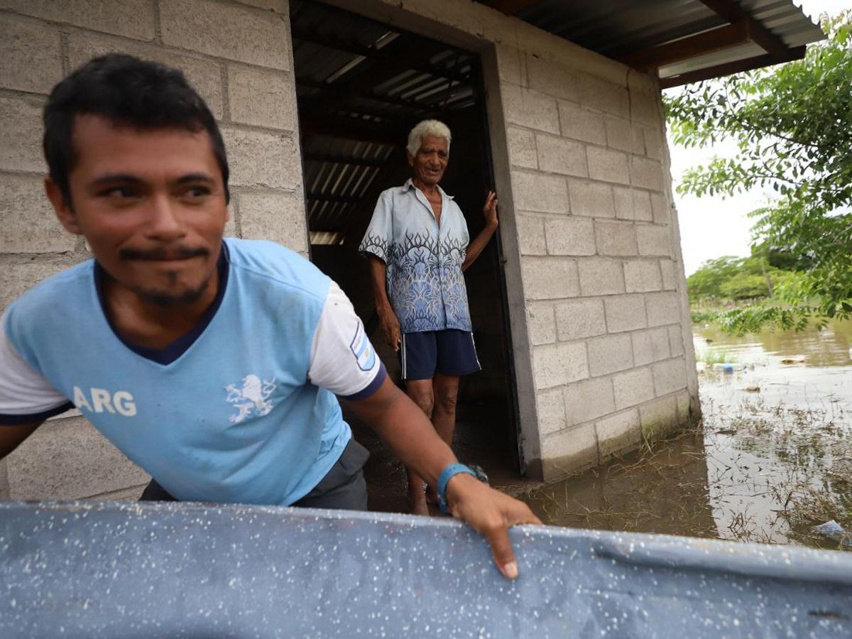 Fabián hijo tuvo que llevar a su familia a otro sitio para ponerla a salvo.