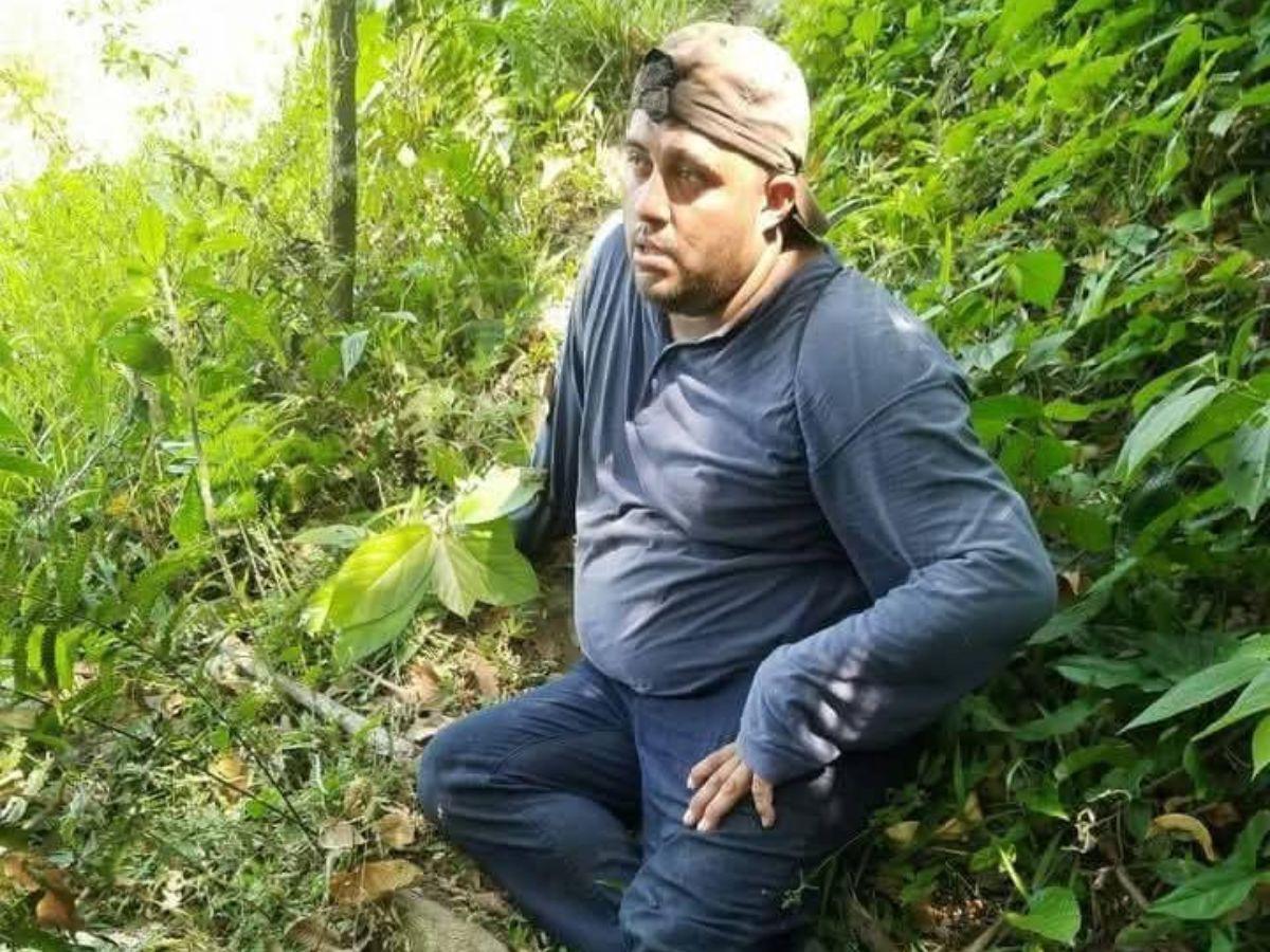 Recibió varios disparos: así quedó el carro de Grevil Castillo, taxista VIP asesinado en Choloma