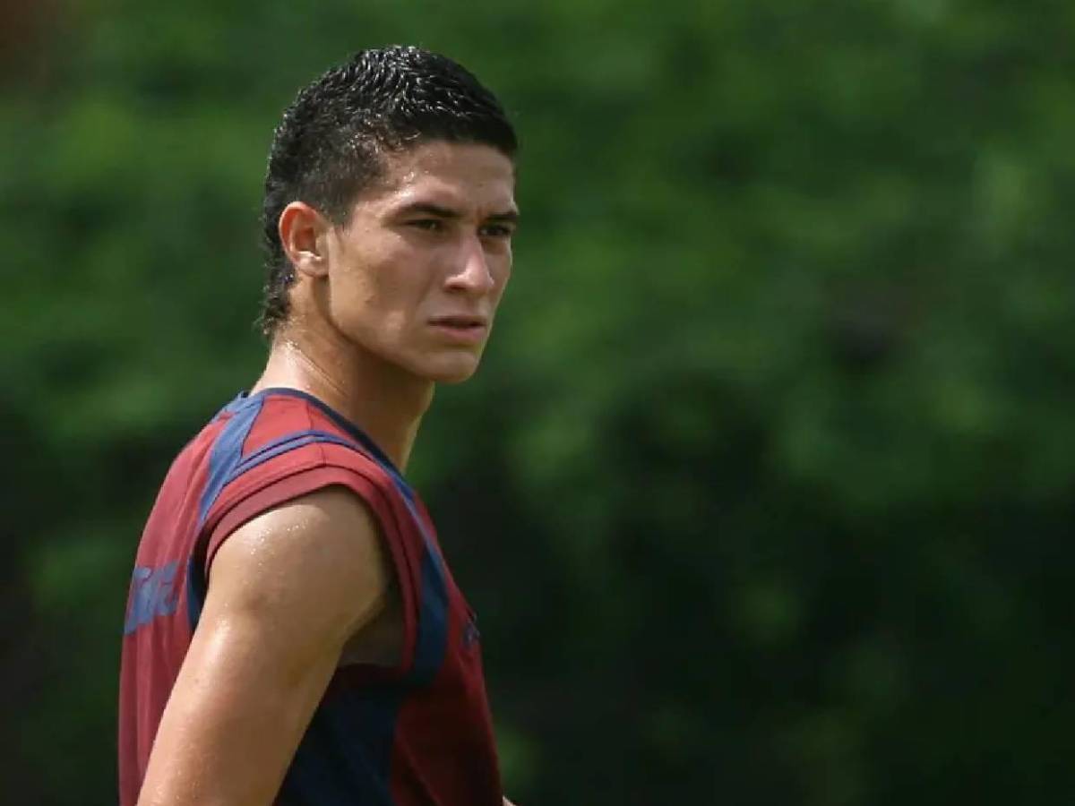 De jugar en Motagua a trabajar en construcción en EE UU: La nueva vida de Esdras Padilla