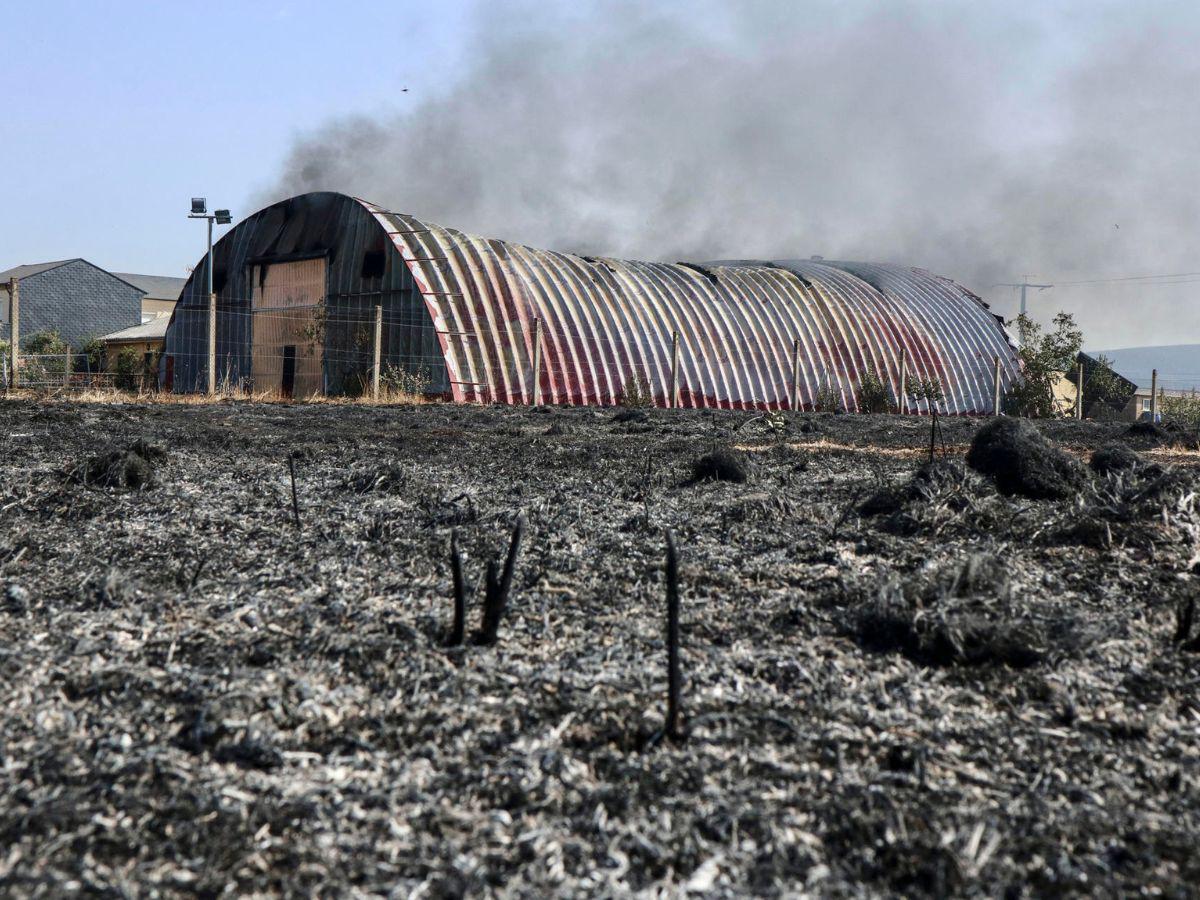Incendios en España: miles evacuados y cientos de hectáreas quemadas