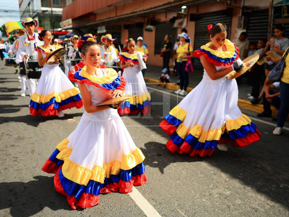 Colores vibrantes, alegría y orgullo patrio llenan las calles de Honduras este 15 de septiembre
