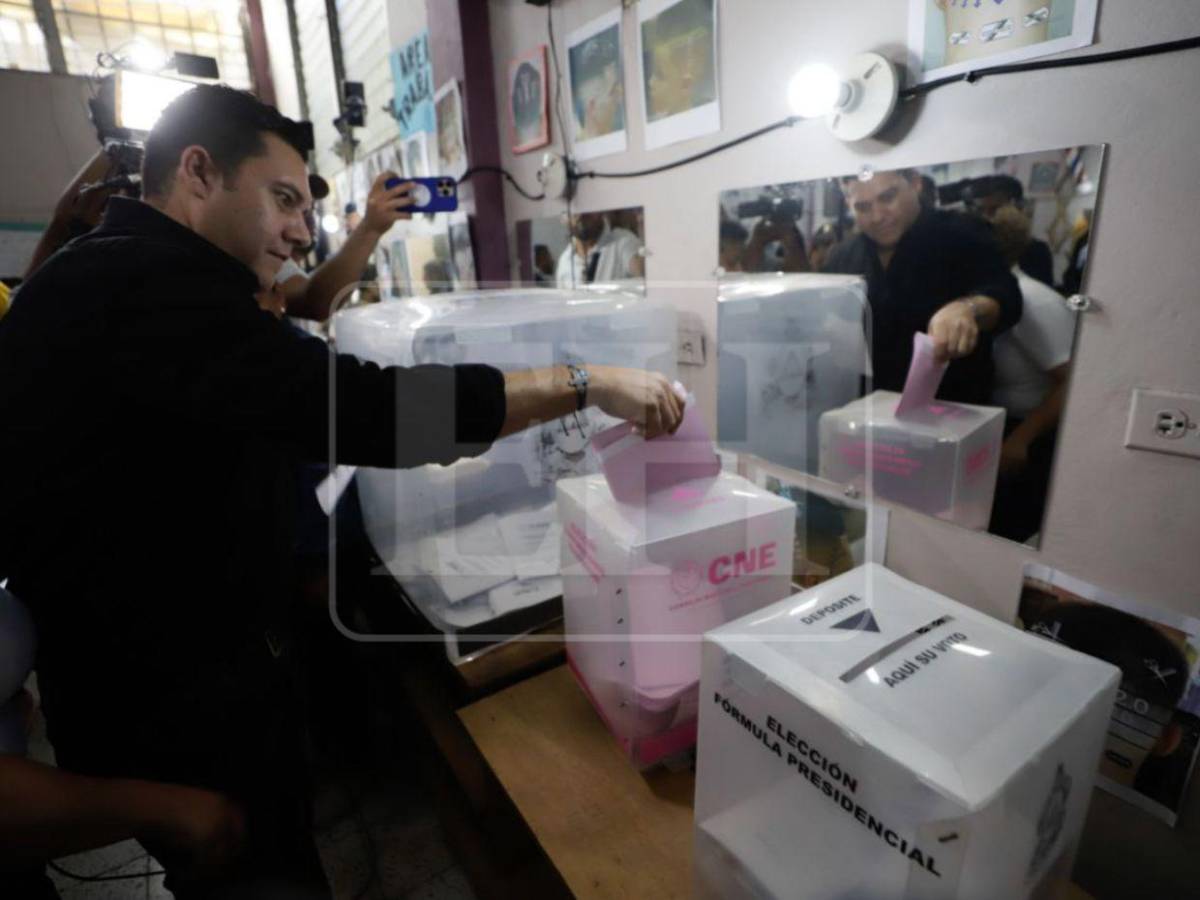 ¿Qué personajes han llegado a votar en estas elecciones generales 2025?