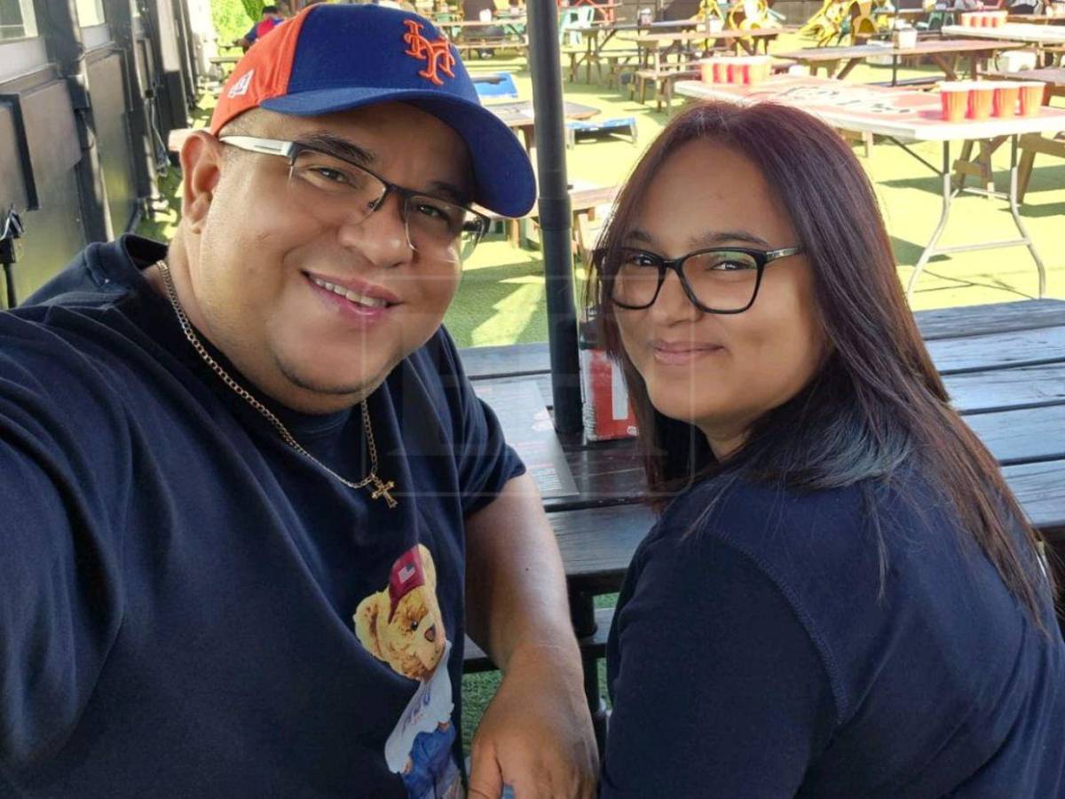 Su esposo la fue a dejar al trabajo: Karen Girón sigue soterrada tras colapso de bodega