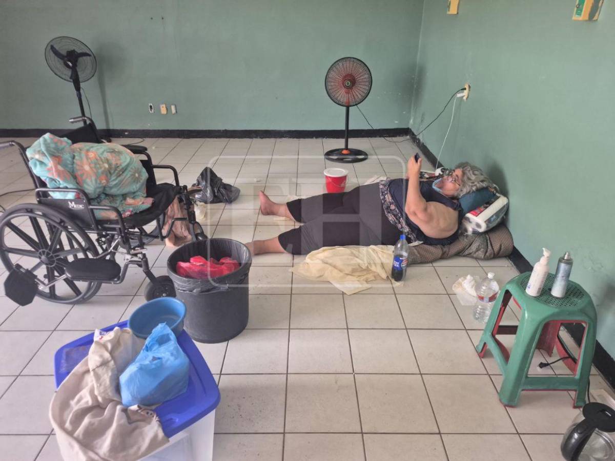 Pesa casi 300 libras: Basima Hilsaca, hermana de Nasser y la única con vida de su familia