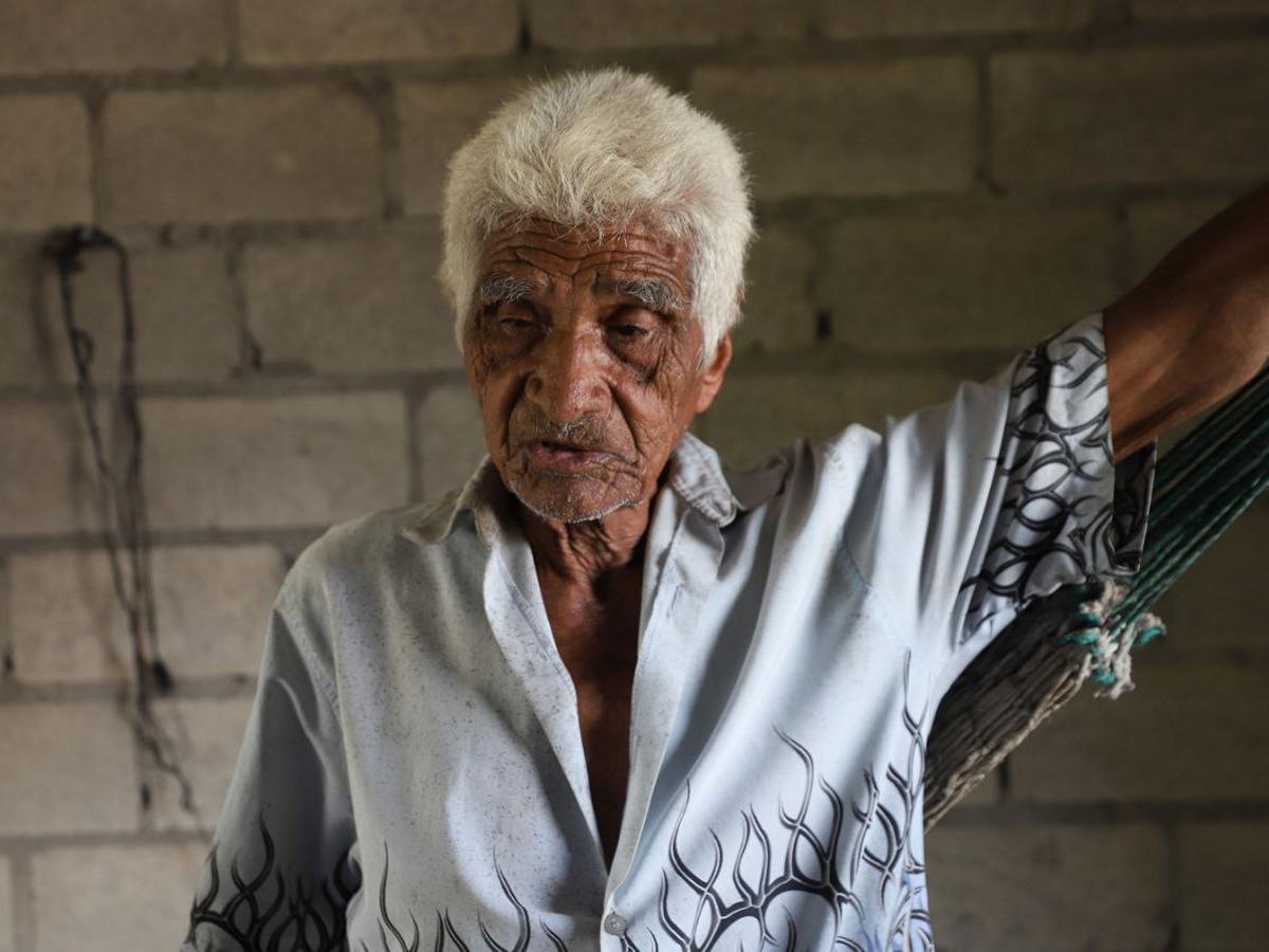 Don Fabián ha pasado décadas viviendo año con año estas inundaciones.