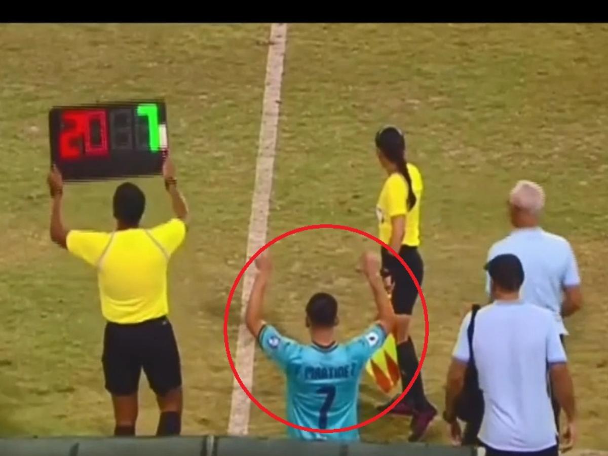 “Chelito” Martínez debuta con Honduras: El dorsal que usó ante Bermudas