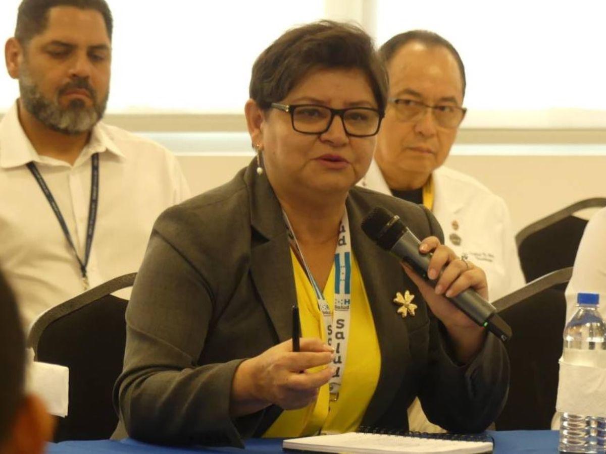 Aseguró su futuro: ¿Dónde trabaja Carla Paredes tras dejar Salud y cuánto gana?