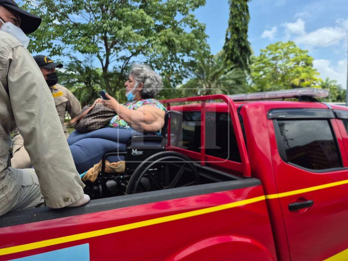 Pesa casi 300 libras: Basima Hilsaca, hermana de Nasser y la única con vida de su familia