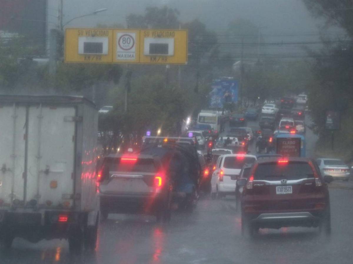 Vaguada y onda tropical seguirán dejando lluvias en el país: estas son las zonas afectadas