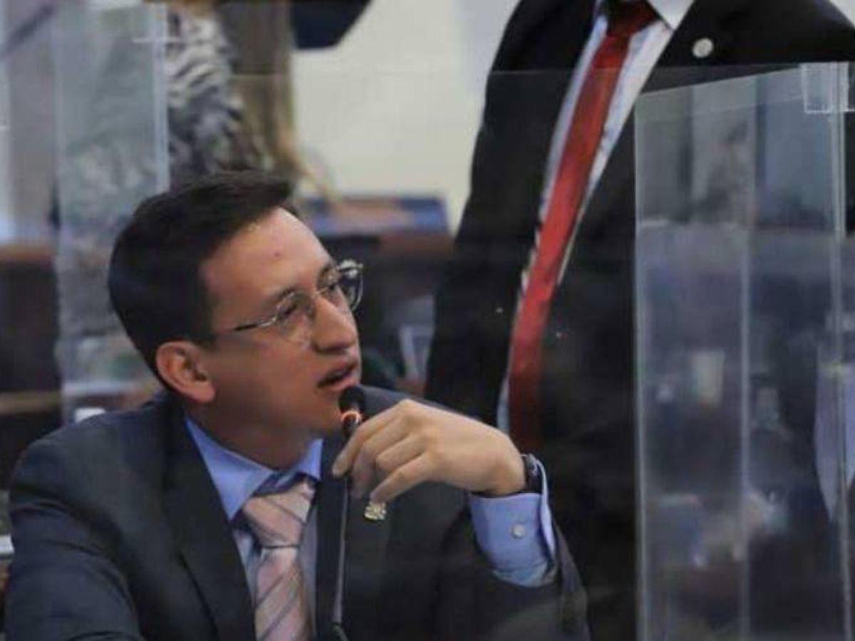 Advierten que unos cinco diputados más serán mencionados en juicio contra JOH