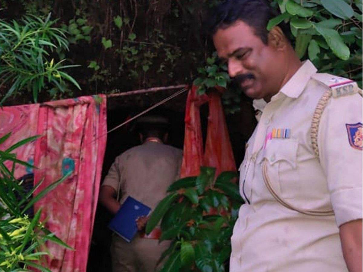 Mujer rusa y sus hijas fueron encontradas viviendo en una cueva en India