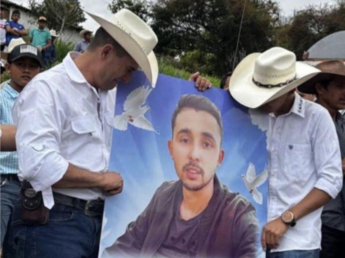 Último adiós a Dany Molina, hijo de un alcalde, hallado muerto dentro de una casa en Lempira