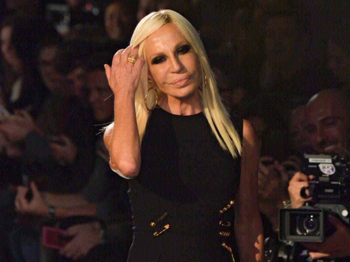 ¿Qué cambios ha hecho Donatella Versace en su rostro? Esto dicen los expertos
