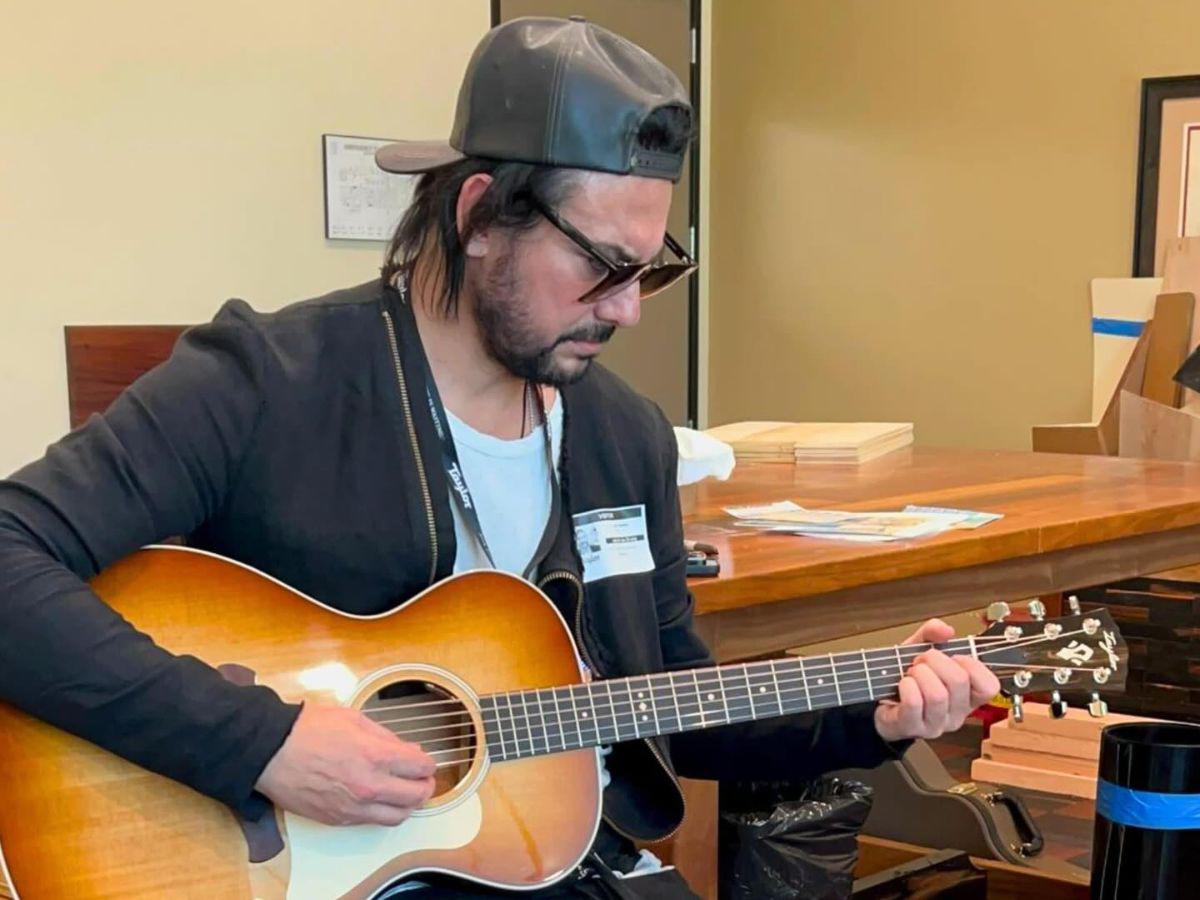 Los datos curiosos que no conocías de Beto Cuevas, ícono del rock latino