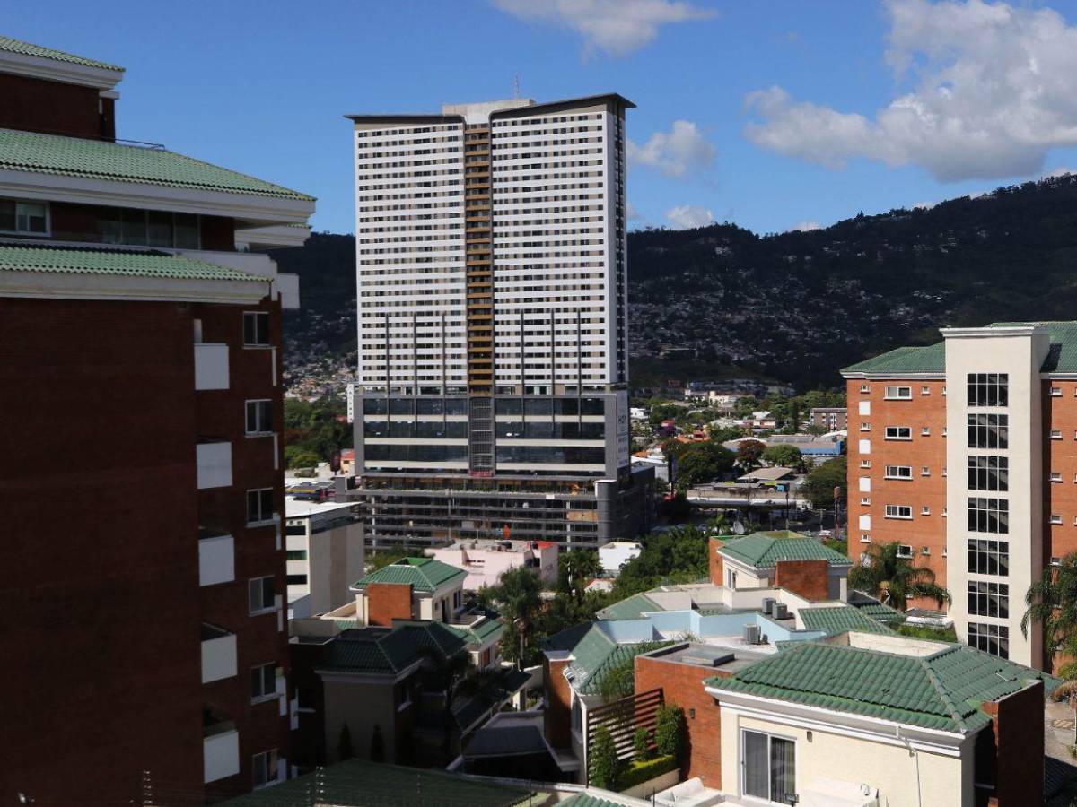En fotos: así luce la torre más alta de Tegucigalpa y Honduras