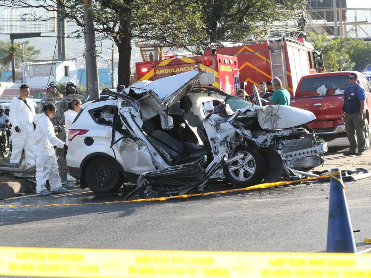 Alta velocidad y una persona muerta: el aparatoso accidente en el anillo periférico