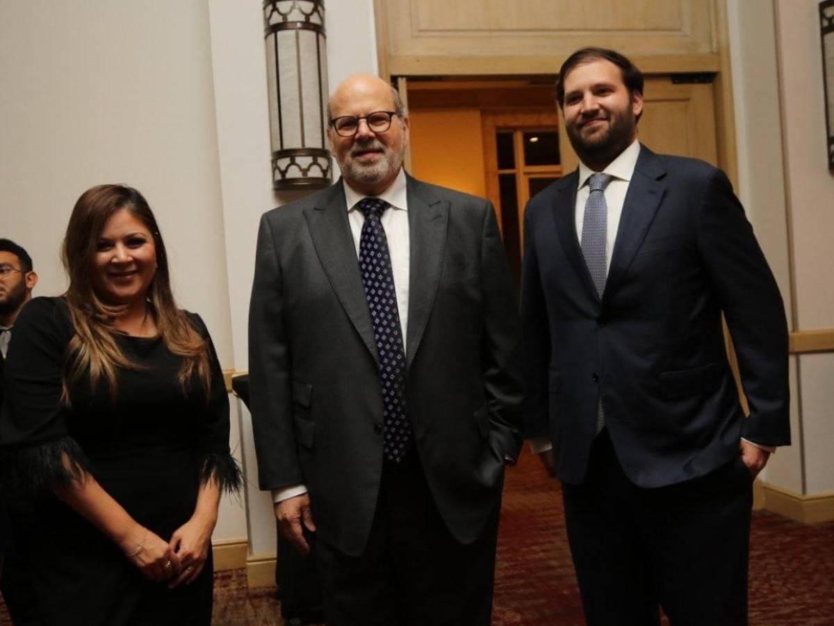 Empresarios hondureños son reconocidos por su trayectoria, liderazgo y aporte al desarrollo del país