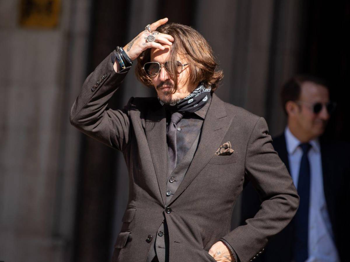 Johnny Depp revela detalles de su condición visual: “Estoy ciego como un murciélago”