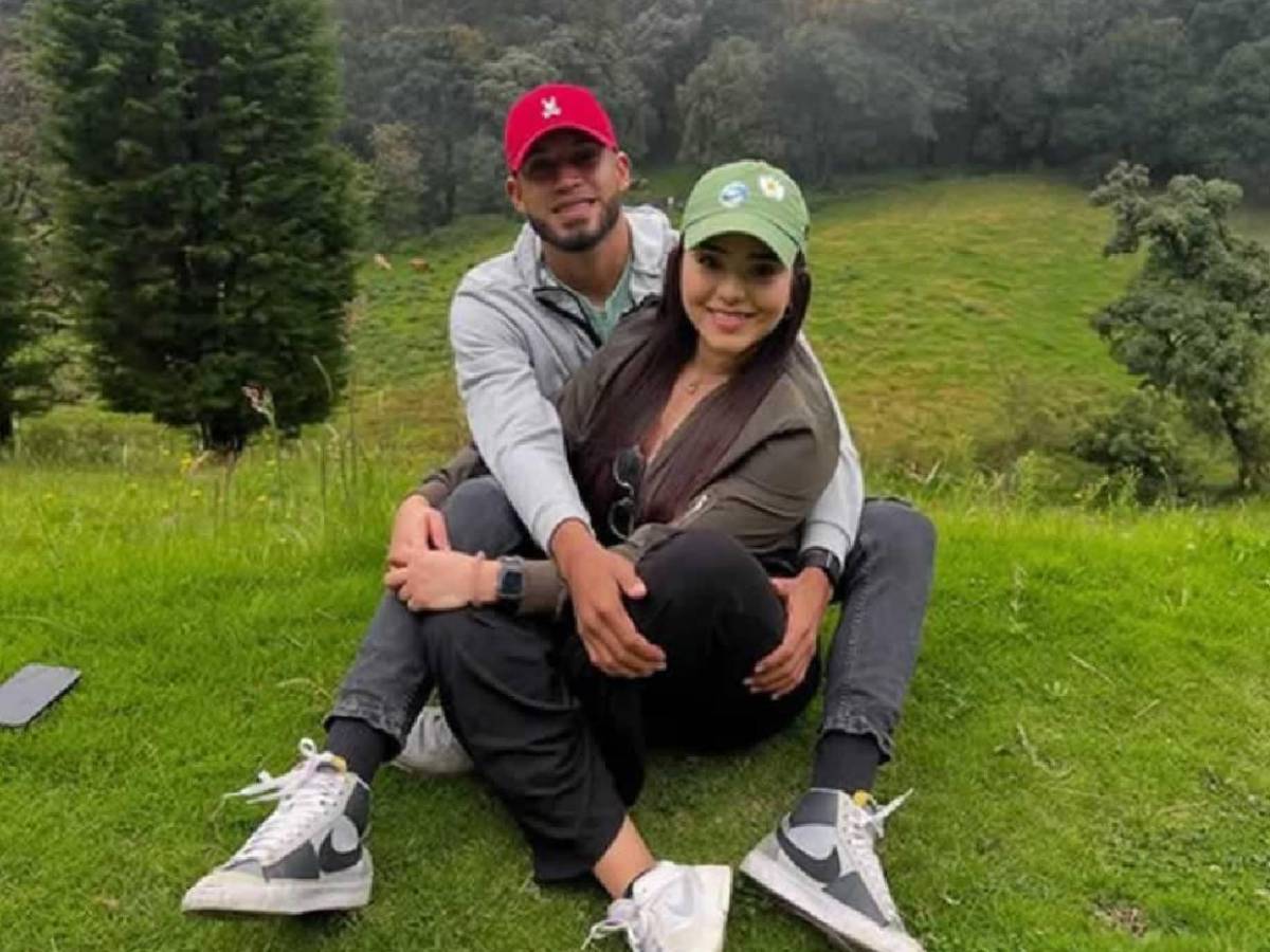 Linda chica anuncia su embarazo con reconocido jugador hondureño: ¿De quién se trata?