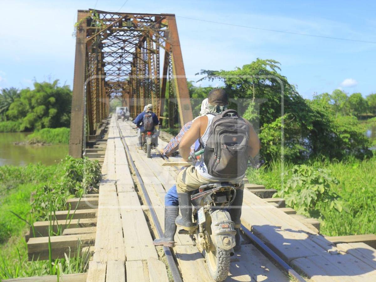 Nos tiramos al piso: lo que sabemos de la violenta masacre en El Progreso, Yoro