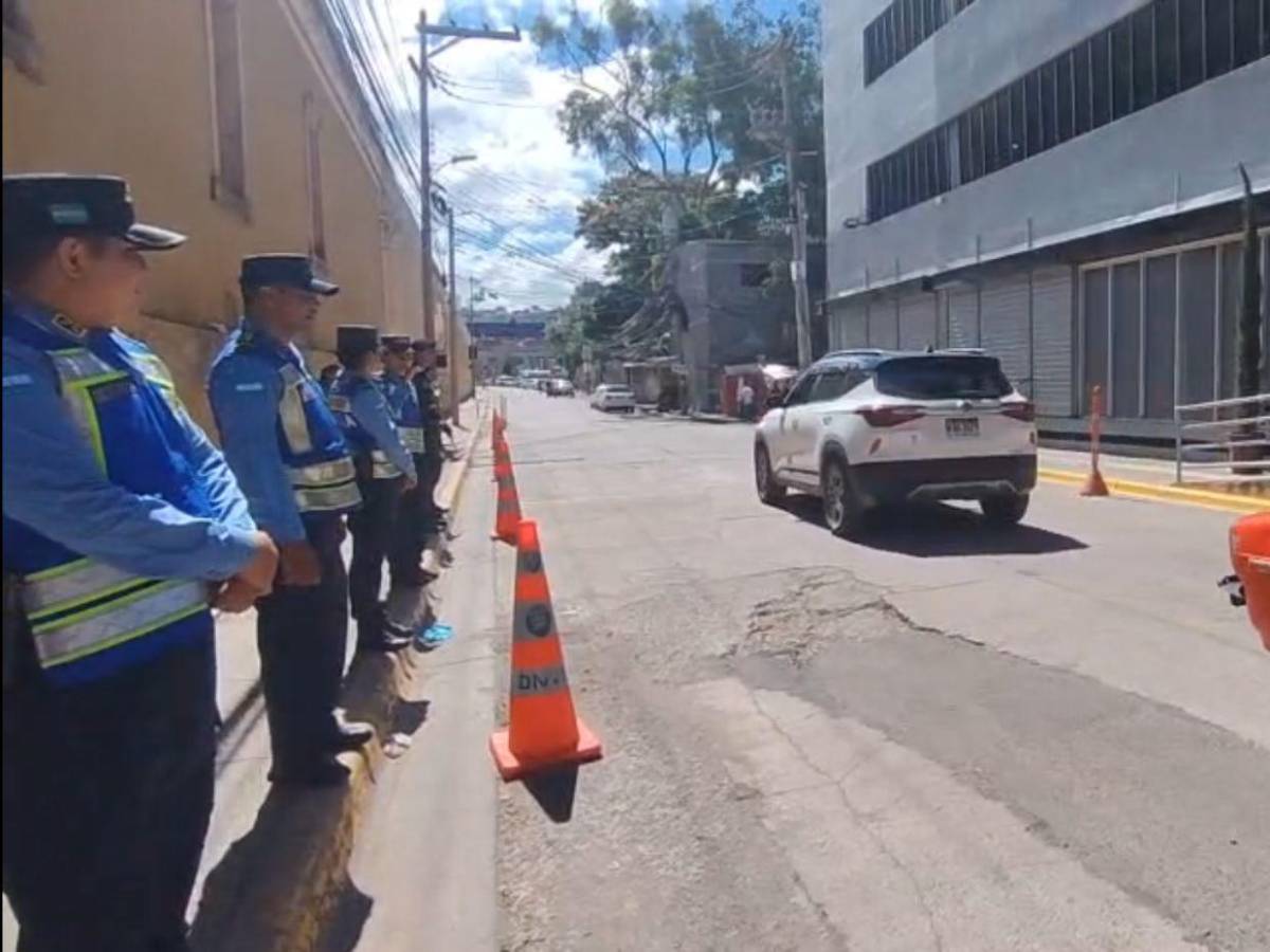 Instalaciones del CNE bajo resguardo militar y policial previo a elecciones