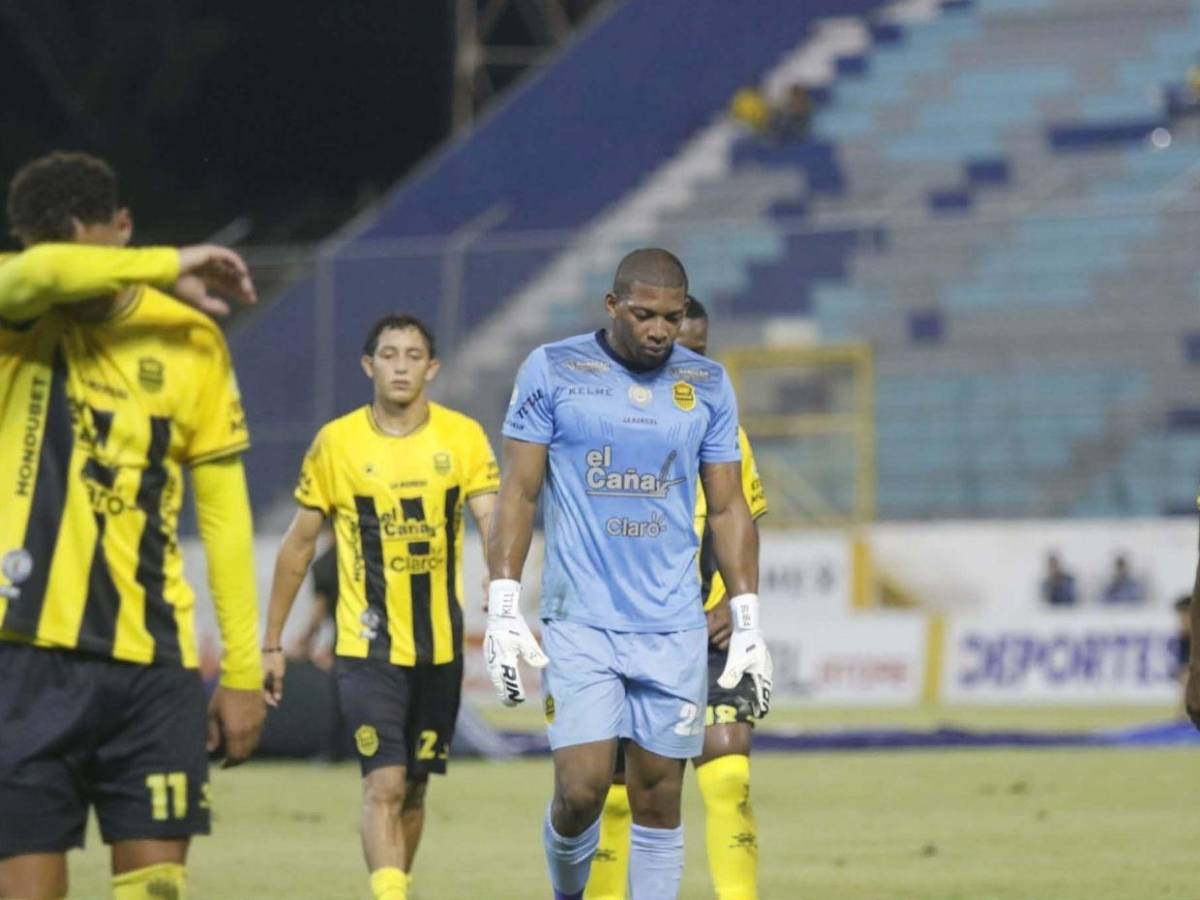 Frustración en el Real España, el primer gol de las Triangulares y el joven asombró