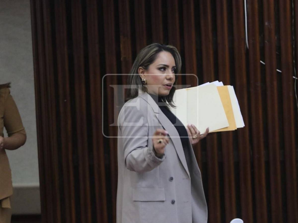 Diputada Sara Zavala sobre video de HLV, empresa denunciada por estafa: Fui invitada como figura pública
