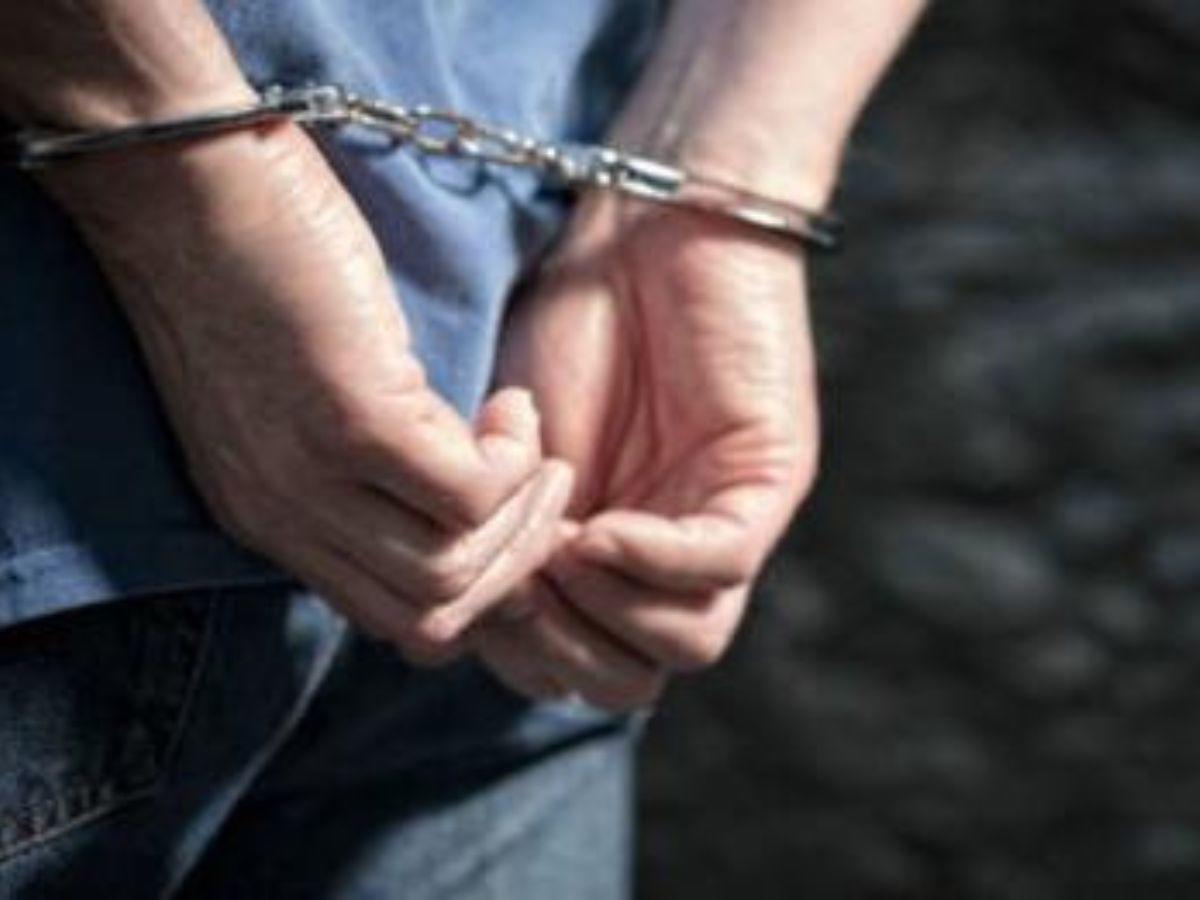 Arrestan a hondureño en Texas por secuestrar y abusar de su vecina