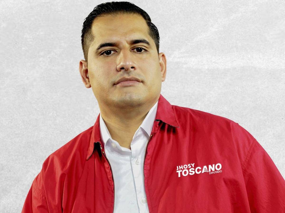 Libre se convirtió en lo que criticaba: Frases de Jhosy Toscano, elegido a sustituir a Ana Paola Hall