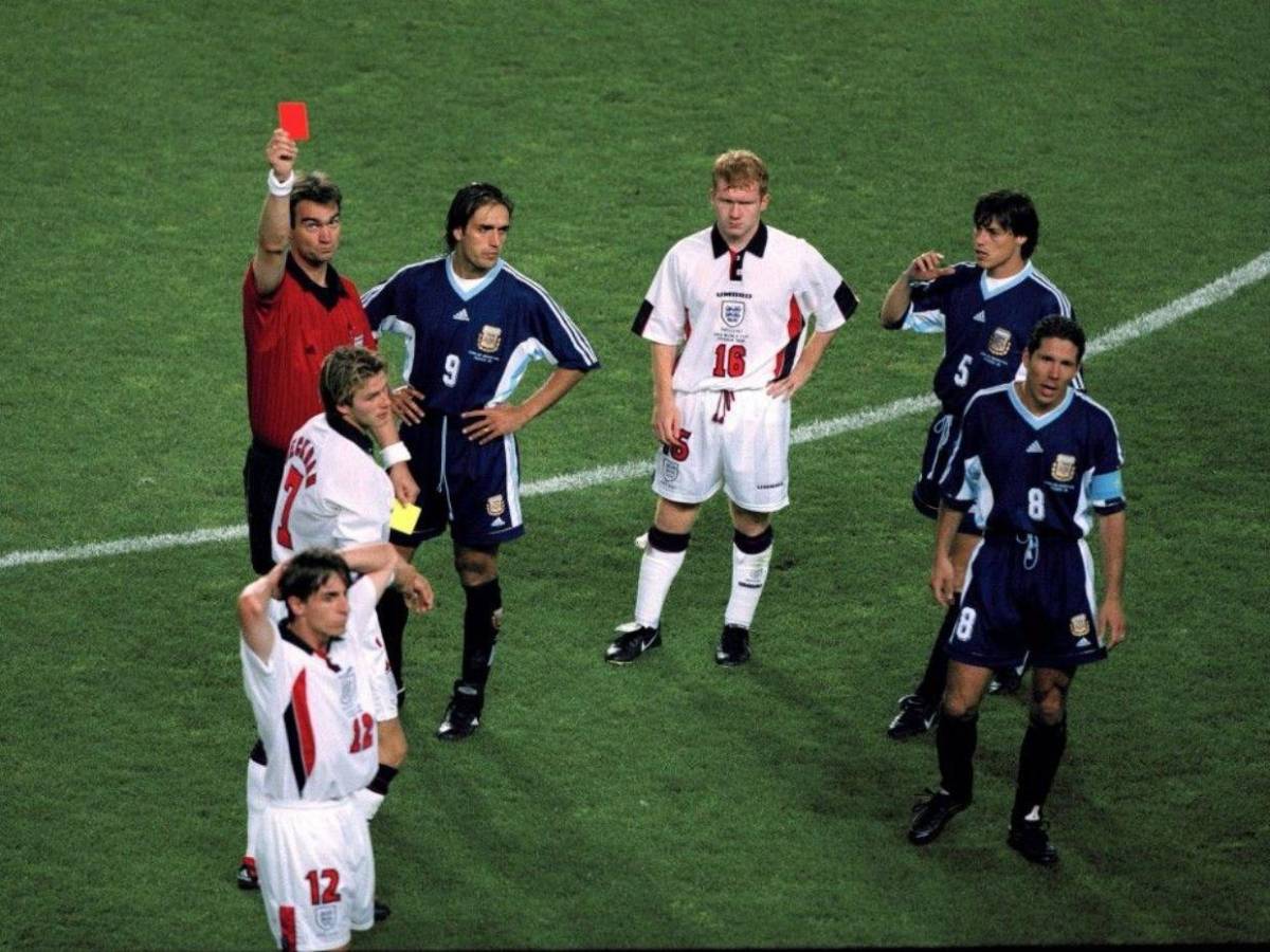 El polémico veto de la FIFA a los argentinos previo al duelo contra Inglaterra
