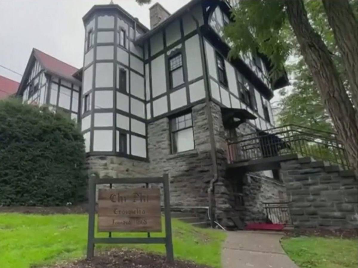 Crece la indignación por presunta violación grupal en Cornell tras nuevos datos