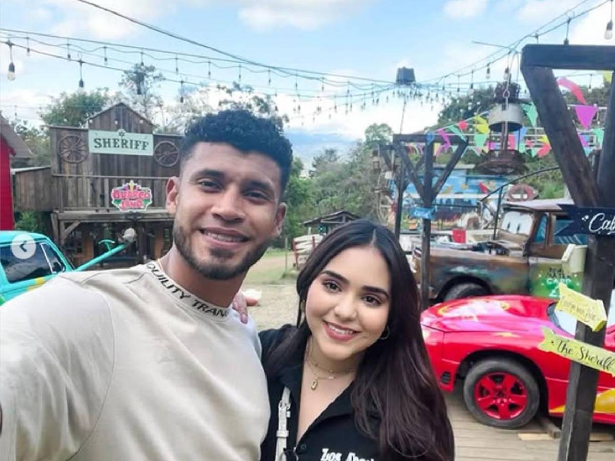 Linda chica anuncia su embarazo con reconocido jugador hondureño: ¿De quién se trata?