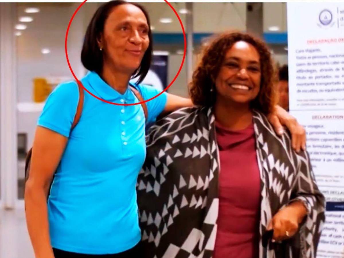 Brille en el campo: madre de Josimar 'Vozinha' tras obtener su visa y verlo en la cancha